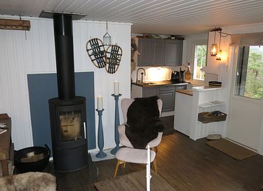 Houten huisje met rivierzicht - 15