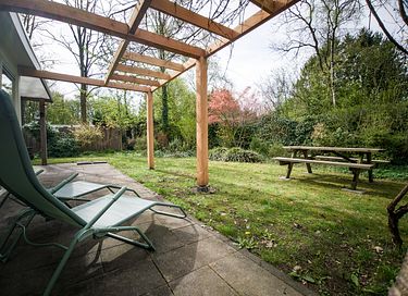 Vakantiehuis met ruime tuin en overkapping - 22