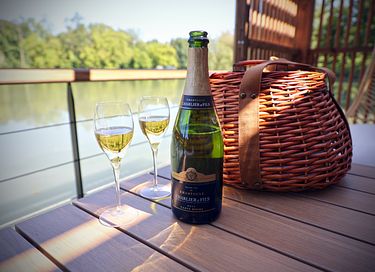 Floating Tiny House in the Champagne region - 21