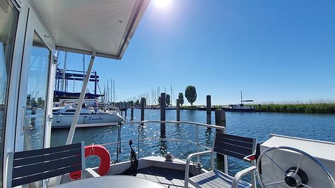 Houseboat (max 4 pers) in harbor Lelystad - 4