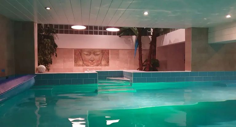 Stolpboerderij met privé zwembad en wellness - 1