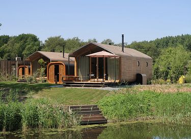 Wikkelhuisje met sauna aan het water - 5