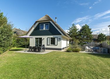 Maisonnette dans les dunes, à quelques pas de la mer
