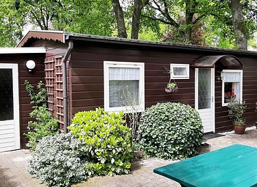 Natuurhuisje met omheinde tuin - 1
