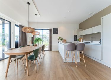 Villa (8p) met grote tuin aan het water - 10