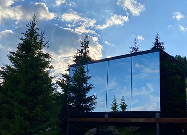 Einzigartiges Spiegelhaus mit Whirlpool in Norwegen - 34