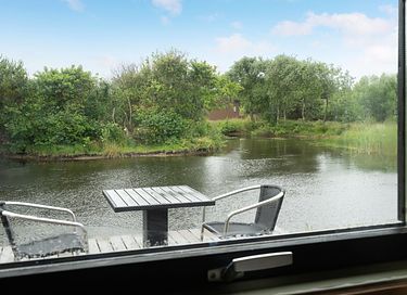 Vakantiehuis aan het water op een mooie plek - 7