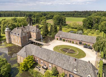Huisje in de oude Orangerie van een kasteel