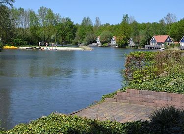 Familienhaus mit eigenem Angelplatz in Drenthe - 21