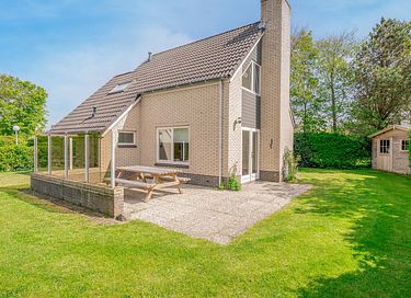 Centrally located holiday home on Texel