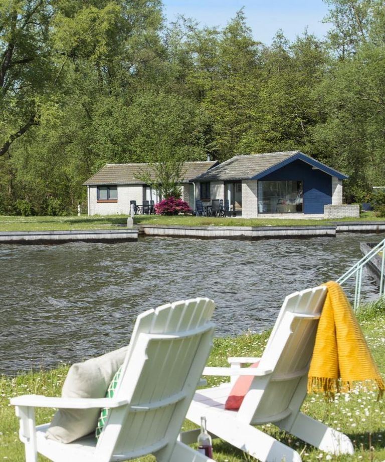 Island bungalow at the Loosdrecht lakes - 1