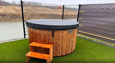 Vacation villa (10p) with hot tub by the water - 3