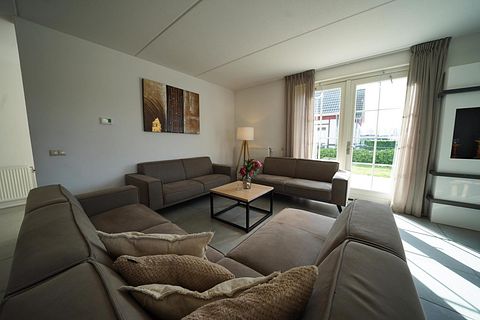 Familievilla (12p) met sauna in Limburg - 3