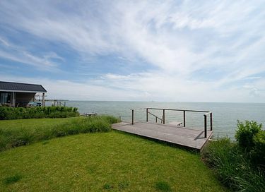 Waterfront vacation home for 6 people - 18