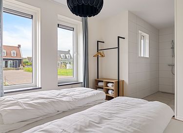 Spacious Holiday home at waterfront - 7