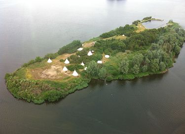 Passer la nuit dans un tipi sur une petite île - 4