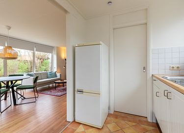Bungalow with a covered patio in Zeeland - 12