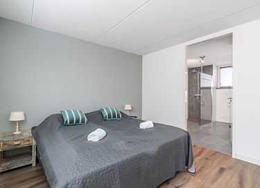 Spacious 10-person vacation villa on Texel - 12