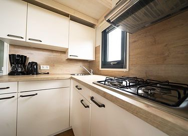 tiny house au bord d'un lac en Gueldre - 9