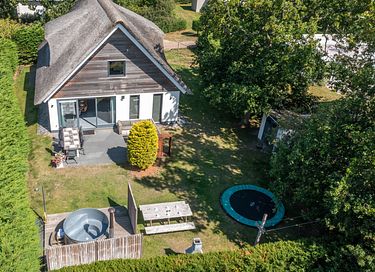 Villa with hot tub on the island of Texel - 11