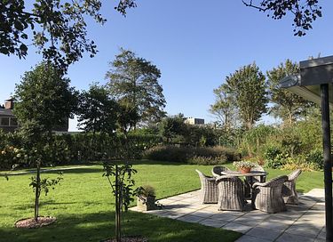 Detached villa with fenced garden - 20
