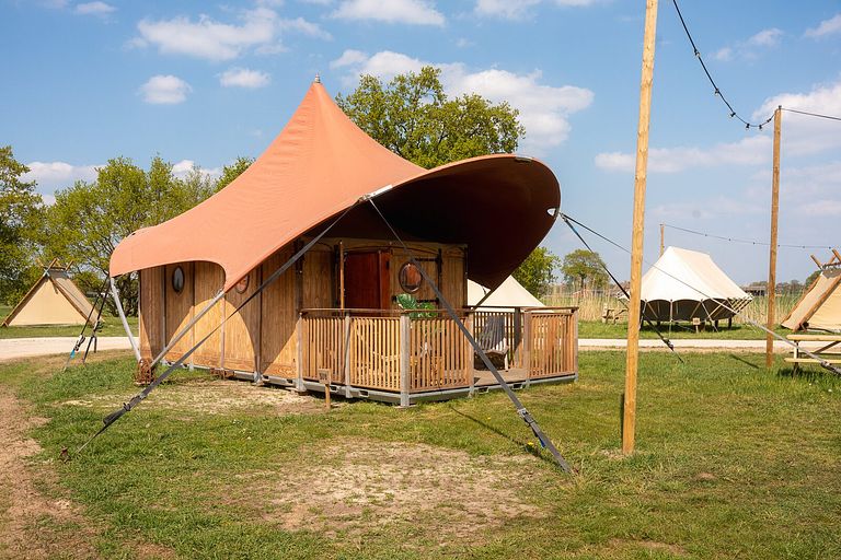 Luxury glamping lodge at versatile campsite - 1