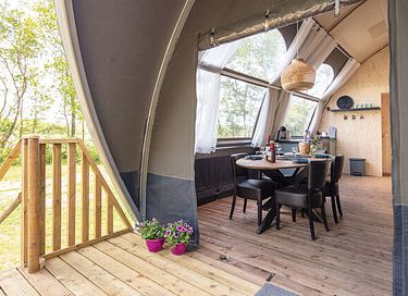 Tente glamping de luxe au bord d'un lac avec vue - 6