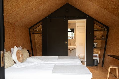 Suite with private hot tub on the coast - 2