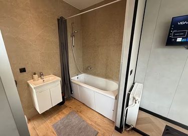 Boswoning met jacuzzi en dubbele badkamer - 13