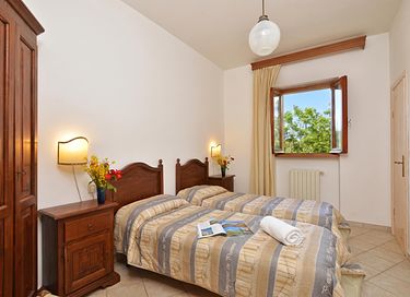 Holiday home for 20 people with pool - 25
