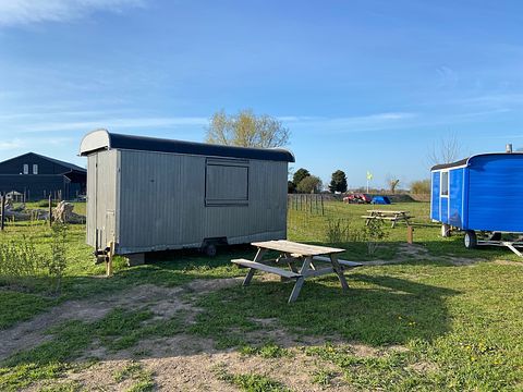 Pipowagen in een landelijke omgeving  - 3