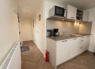 Houseboat op het Sneekermeer - 9