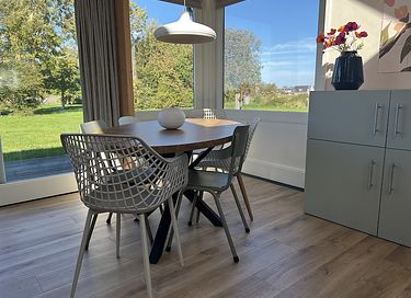 Vrijstaand huisje in een boomgaard op Texel - 8