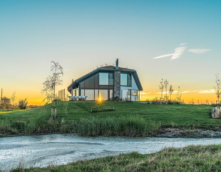 Exclusieve natuurvilla met hottub en uitzicht - 1