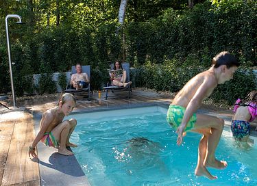 Luxury lodge with (heated) private pool - 9