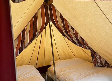 Vintage glamping tent in Rotterdam - 4