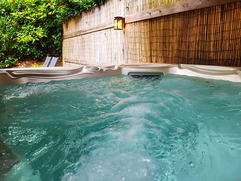 Luxuriöses Waldhaus mit Wellness - 2