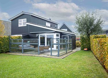 Cozy holiday home (4p) on the water