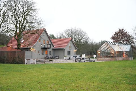 Luxe vakantievilla (12p) met glashuis - 2