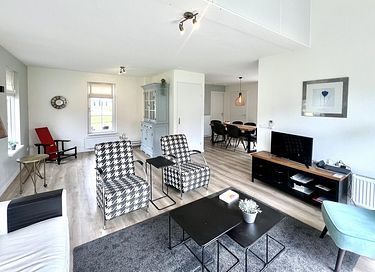 Familiehuis (6p) aan een recreatieplas - 8