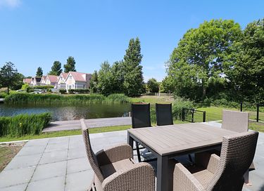 Spacious house on park near the IJsselmeer - 3