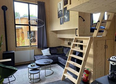 Wooden tiny house on Veluwe Lake - 3