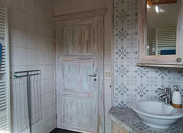 Vakantiehuis met uitzicht op een meer - 14