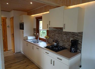 Hölzerne Ferienwohnung in einem schönen Ferienpark - 8