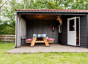 Attractive cottage for 4 right by the water - 22