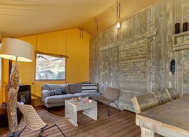 Luxury safari tent in versatile vacation park - 4