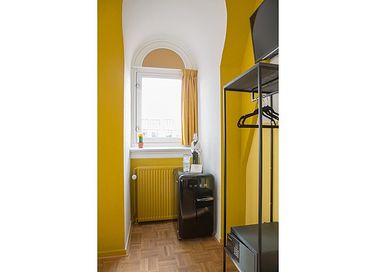 Romantic tower room in monumental building - 10