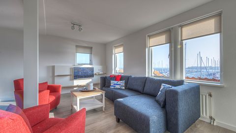 6-person apartment with balcony and view - 3
