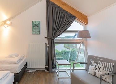 Dog-friendly family home near the sea - 19