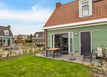 Waterfront holiday home with private dock
